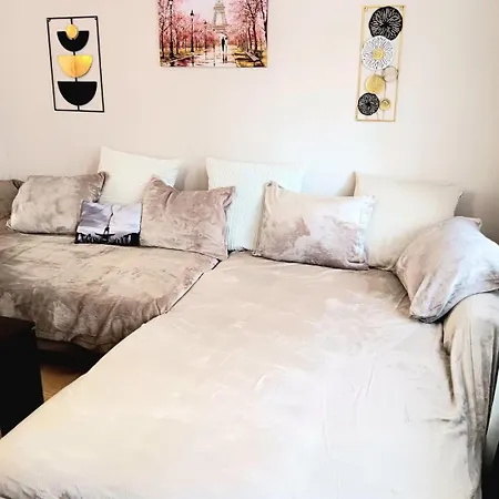Oasis 2 Bed Flat To The Mountain Апартамент